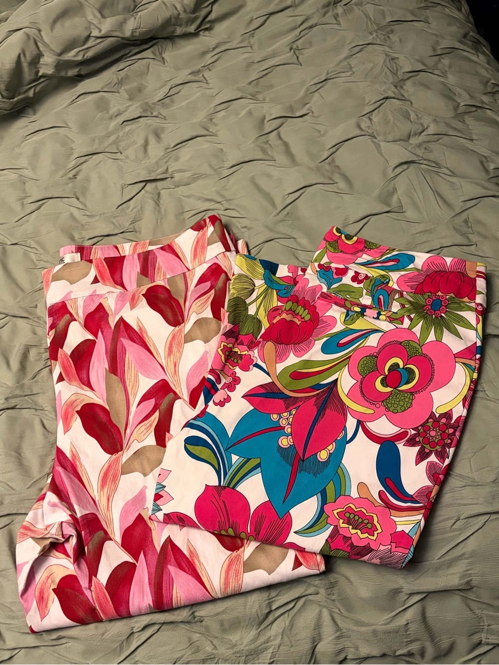 BUNDLE DEAL:  women’s  Pink Floral Stretch pants & capris- Bright Multi Print